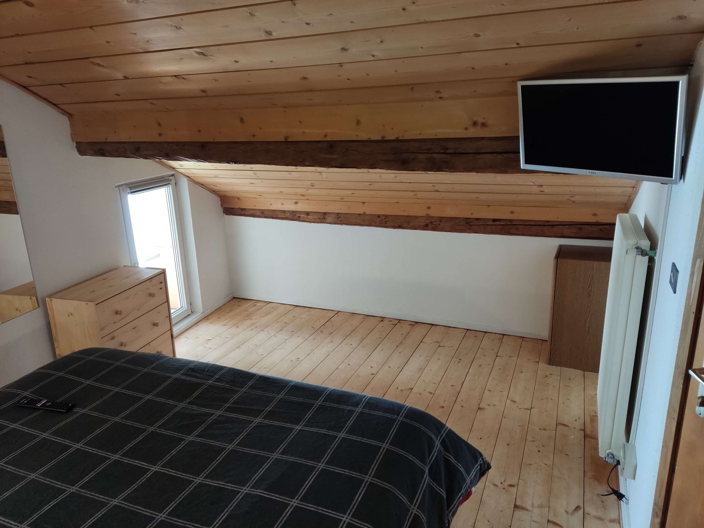 Helles Doppelzimmer mit Smart-TV